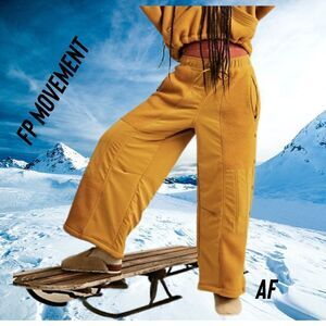 FP MOVEMENT GAME-TIME PANTS MUSTARD NEW XS